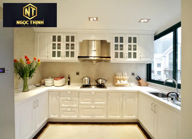 Xưởng Nọi Thất Ngọc Thịnh Biên Hòa - Tủ bếp gỗ thông ming chữ U - TBNT06